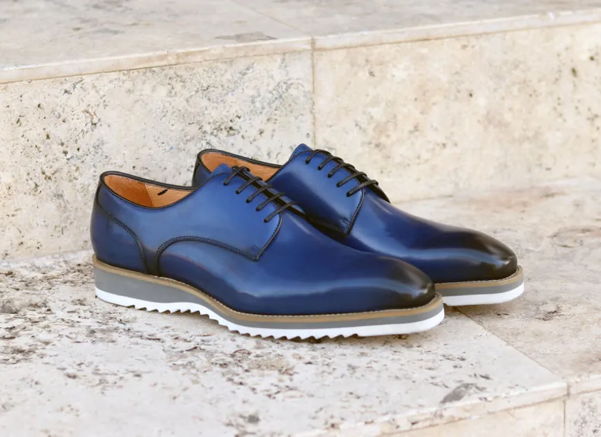 Burnished Calfskin Lace-Up Shoe Navy
