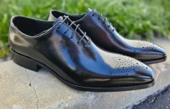 Burnished Calfskin Lace-Up Oxford Black