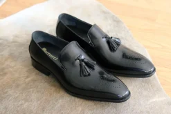 Burnished Calfskin Tasseled Loafer Black