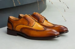 Burnished Leather Lace-Up Shoe Tan/Cognac