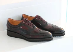 Calfskin Lace-Up Oxford Burgundy