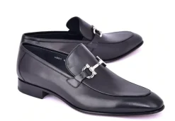 Corrente Calfskin Slip-On Loafer Black
