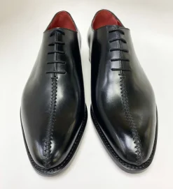 Derrick Burnished Calfskin Lace-Up Oxford Black