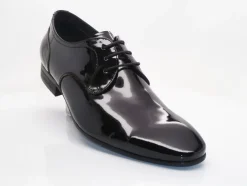 Patent Leather Lace-Up Oxford Black