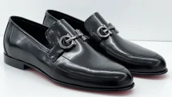 Style: 24020-Black