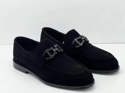 Style: 24027-Black