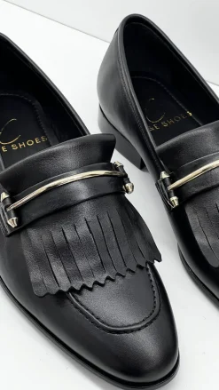 Style: 33670-Black
