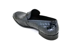 Style: 3470-Black