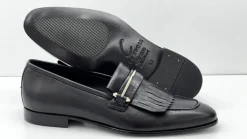 Style: 33670-Black