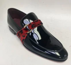 Style: 22261-Black/Red