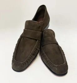 Style: 24144-Brown Suede