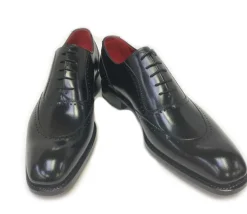 Style: Charlton-Black