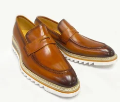 Style: 552-05-Cognac