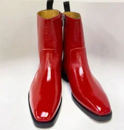Style: Marquez-Red