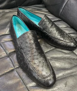 Style: Menor-Black