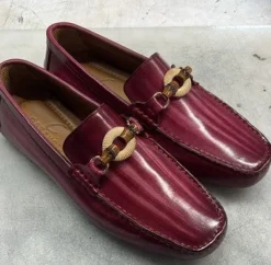 Style: Miami-Burgundy