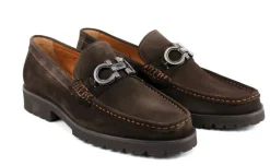 Style: Newport-P043-Brown Suede