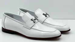 Style: 24306P-White
