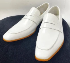 Style: 2240-12P-White