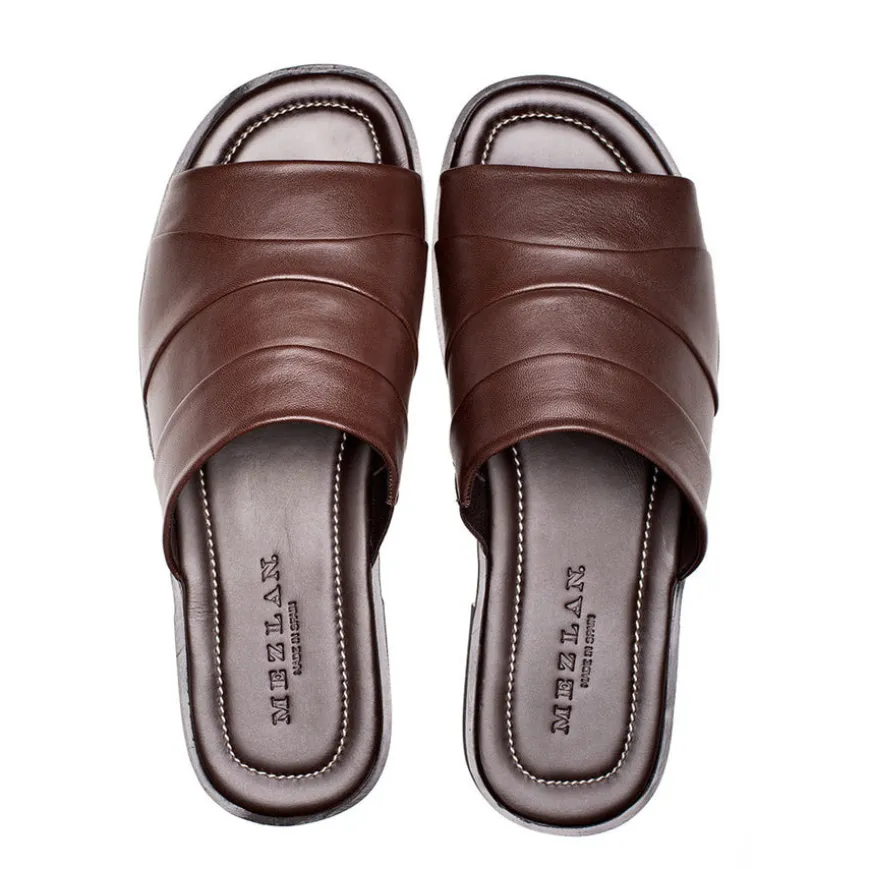 Style: R20672-Brown