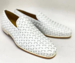 Style: R21558-White