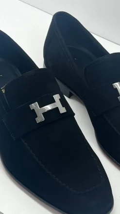 Style: 24306S-Black