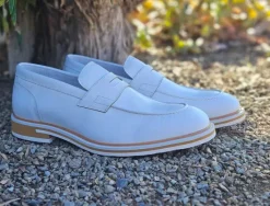 Style: 519-04-White