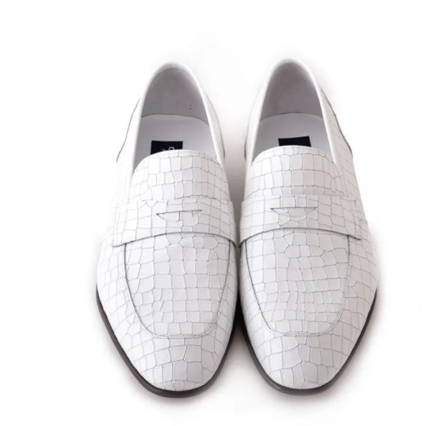 Style: 3470-White