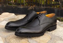 Ugo Vasare "Jayden" Pebble Grain Oxford-Black